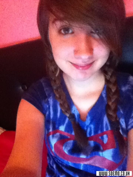 Site Model - FinnBleedsPink