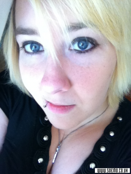 Site Model - nikkeimarie