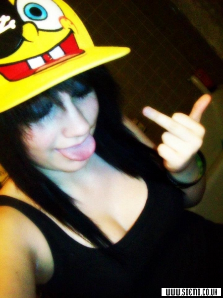 Site Model - xFALLENxISOLATIONx